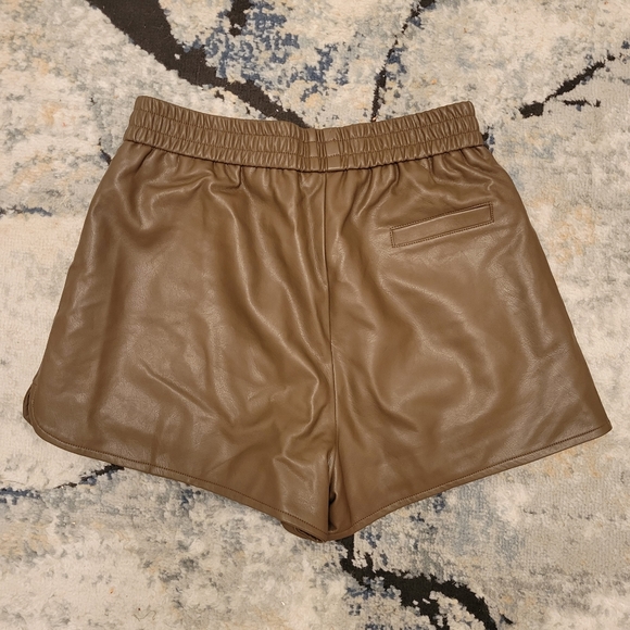 J.ING Brown Leather Shorts sz M - Picture 2 of 4